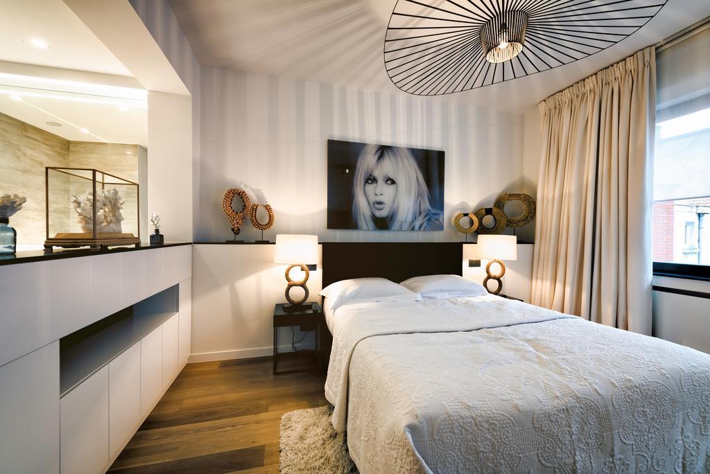 Charles Home - Grand Place Aparthotel Brüksel Oda fotoğraf